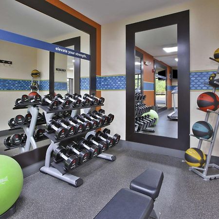 Hampton Inn Commerce/Novi Kültér fotó
