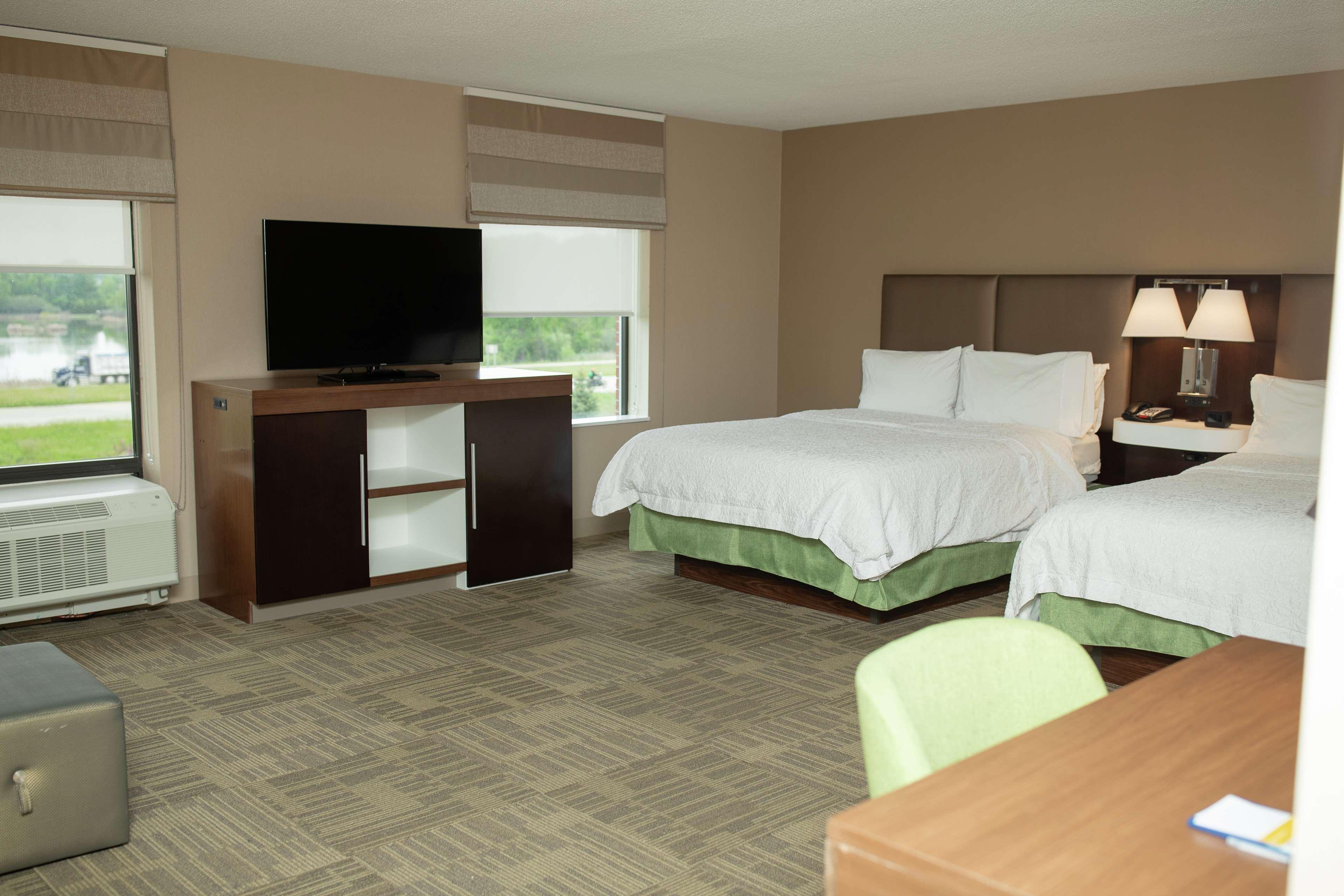 Hampton Inn Commerce/Novi Kültér fotó