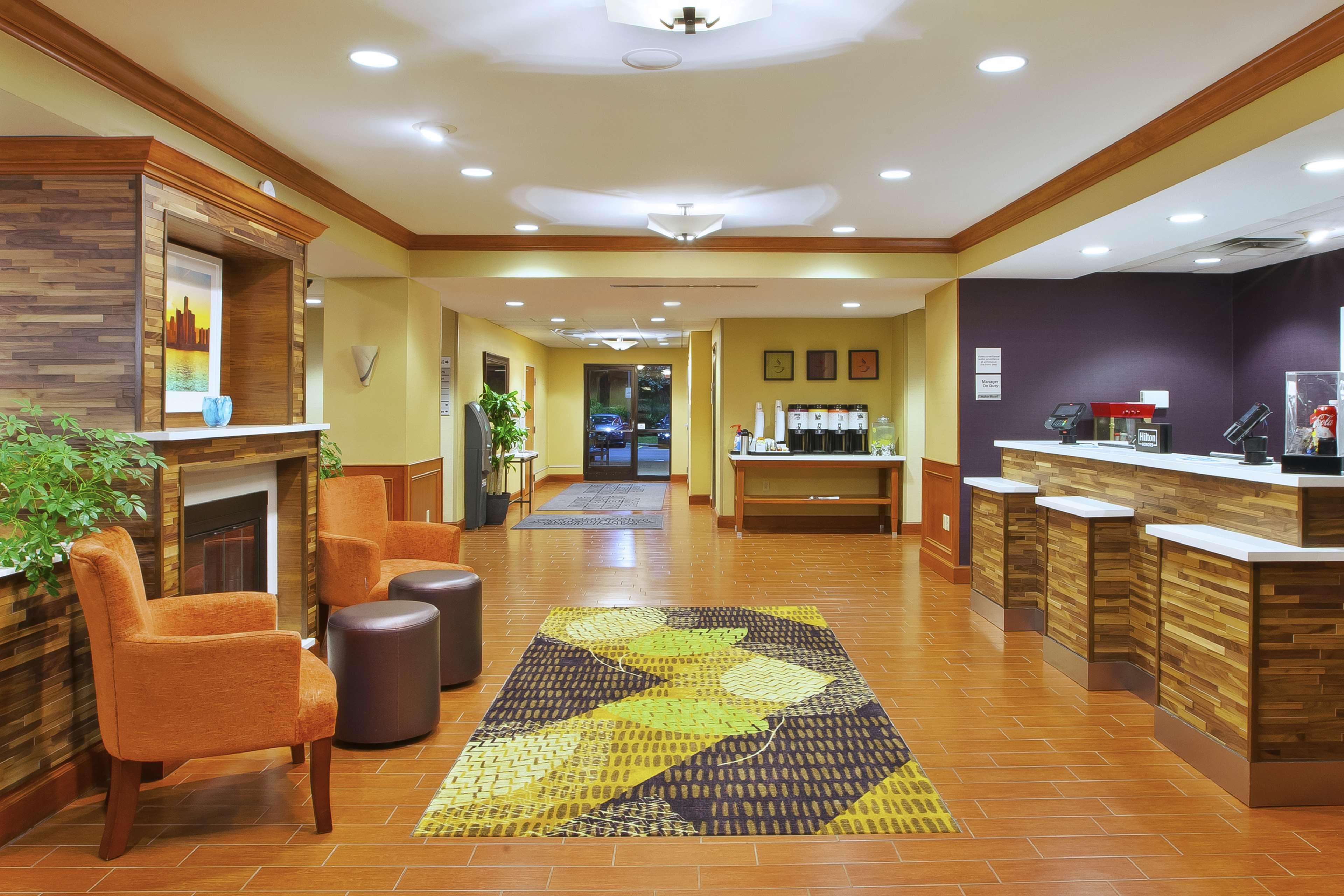 Hampton Inn Commerce/Novi Kültér fotó