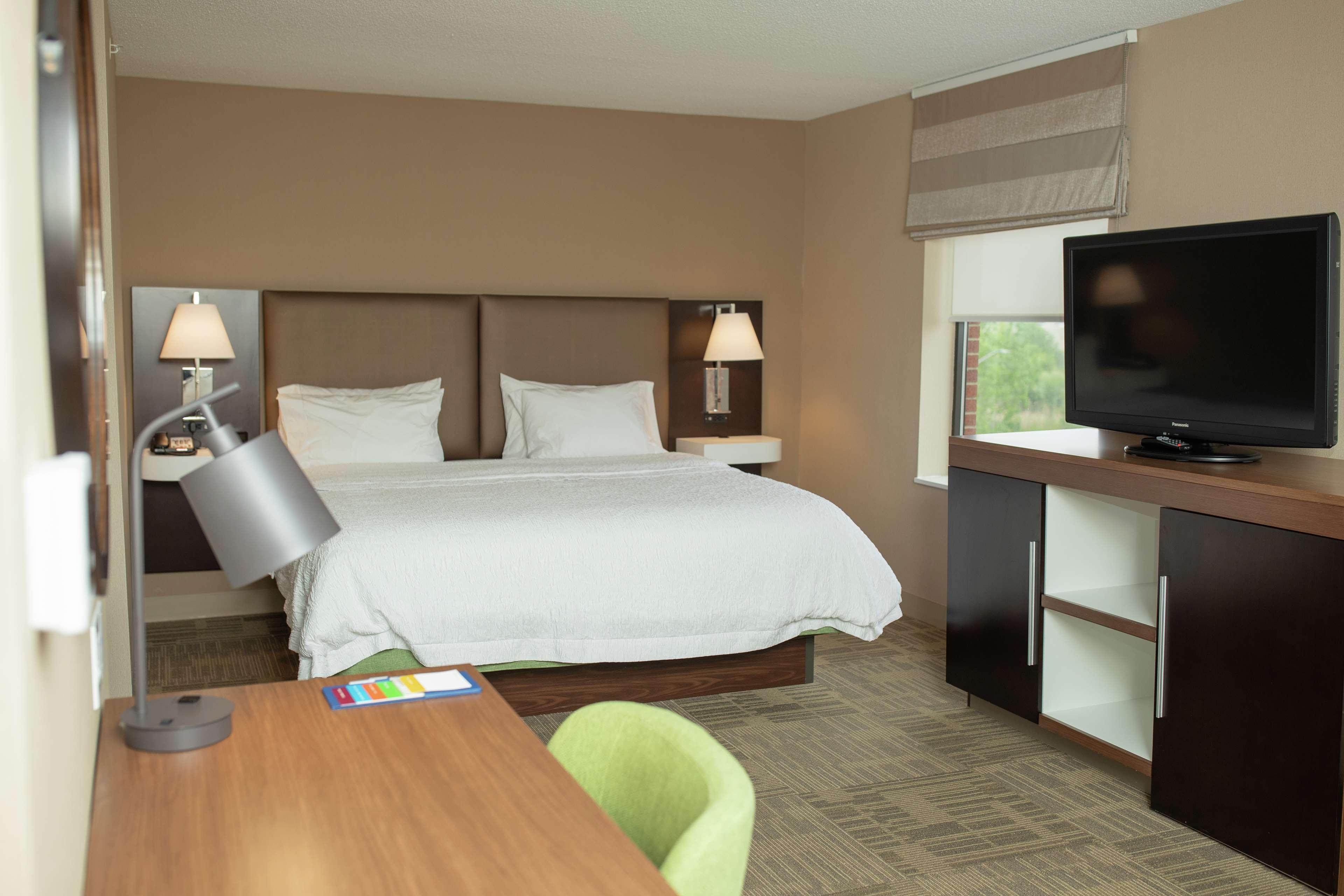 Hampton Inn Commerce/Novi Kültér fotó