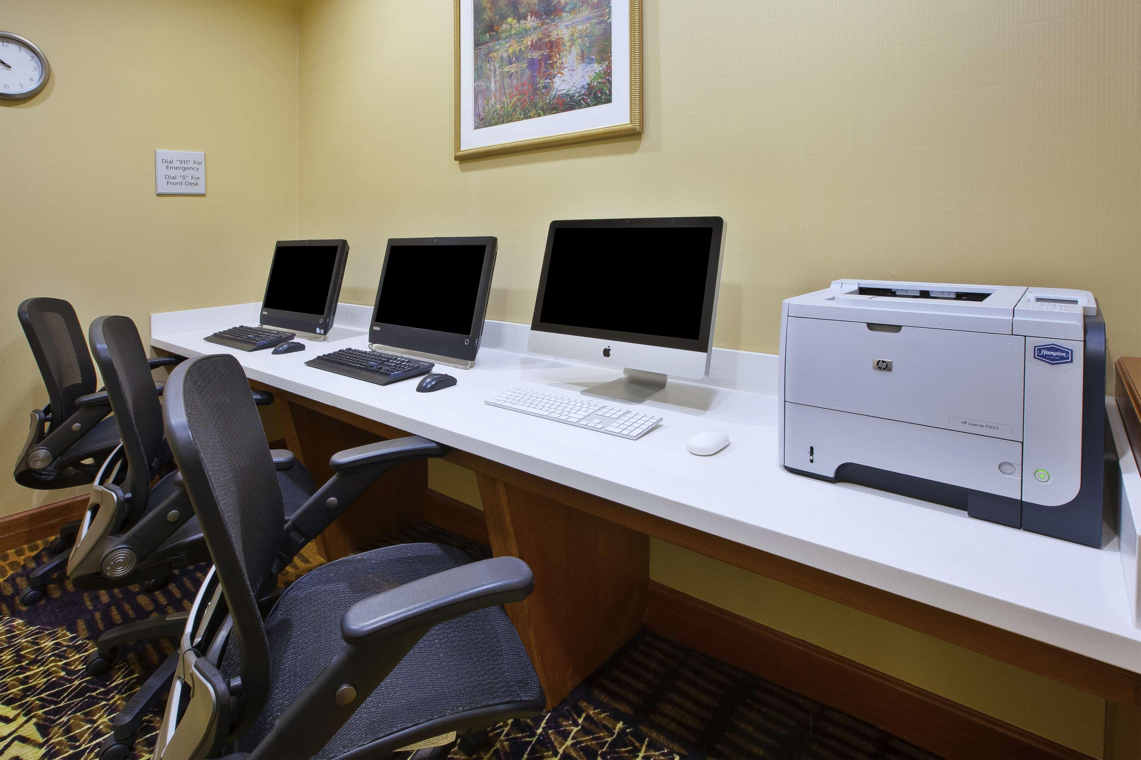 Hampton Inn Commerce/Novi Kültér fotó