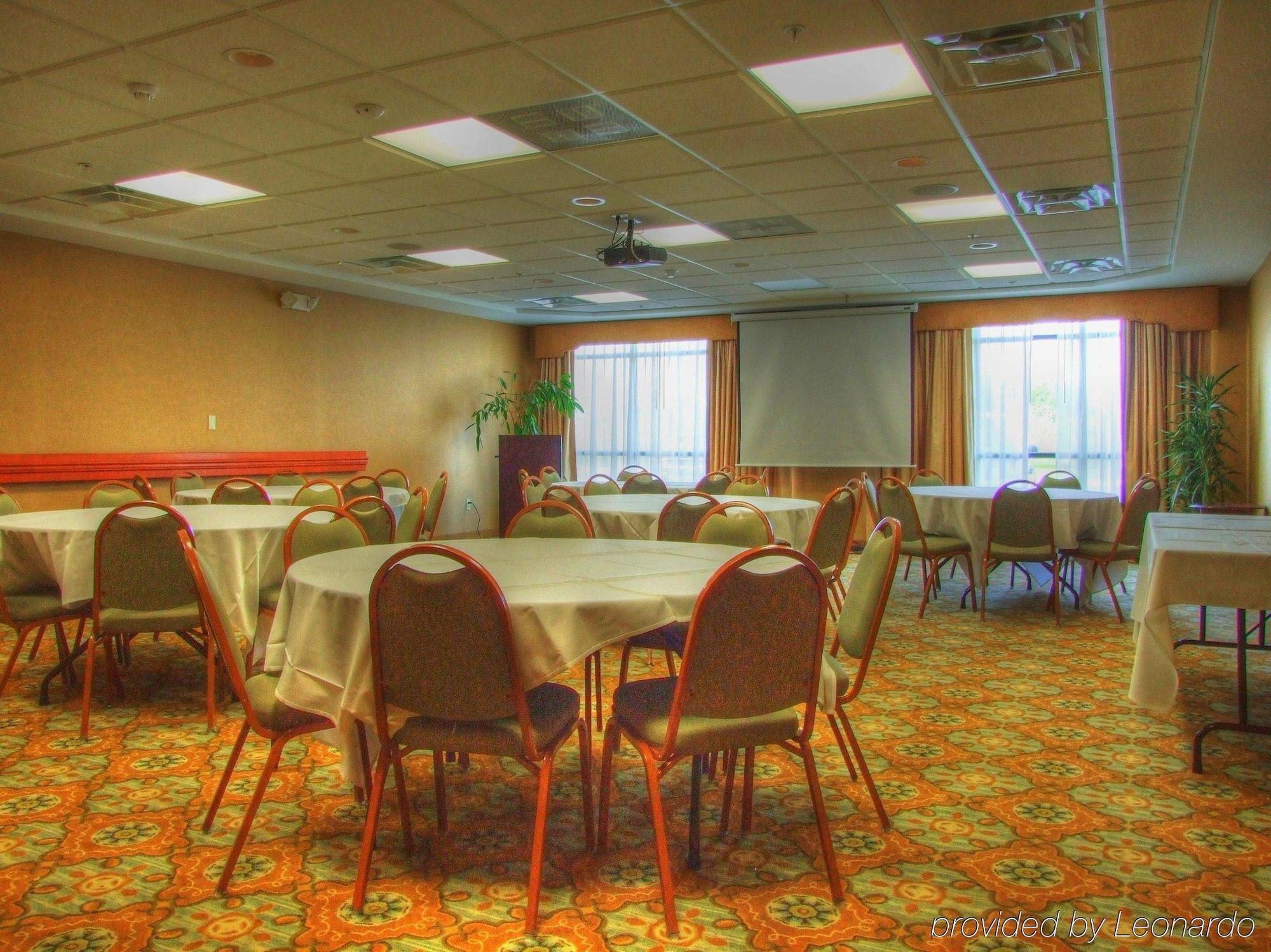 Hampton Inn Commerce/Novi Étterem fotó