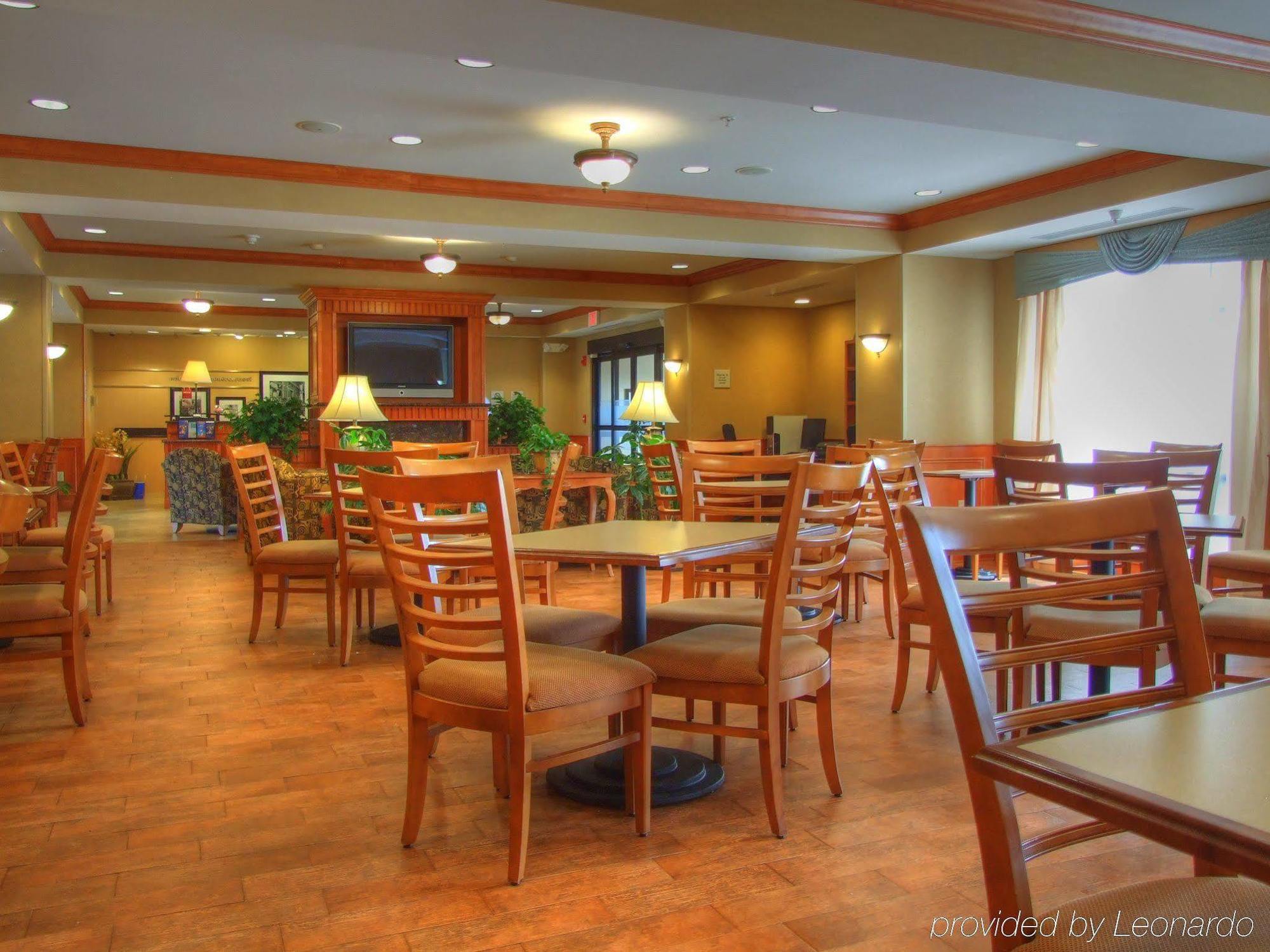 Hampton Inn Commerce/Novi Étterem fotó