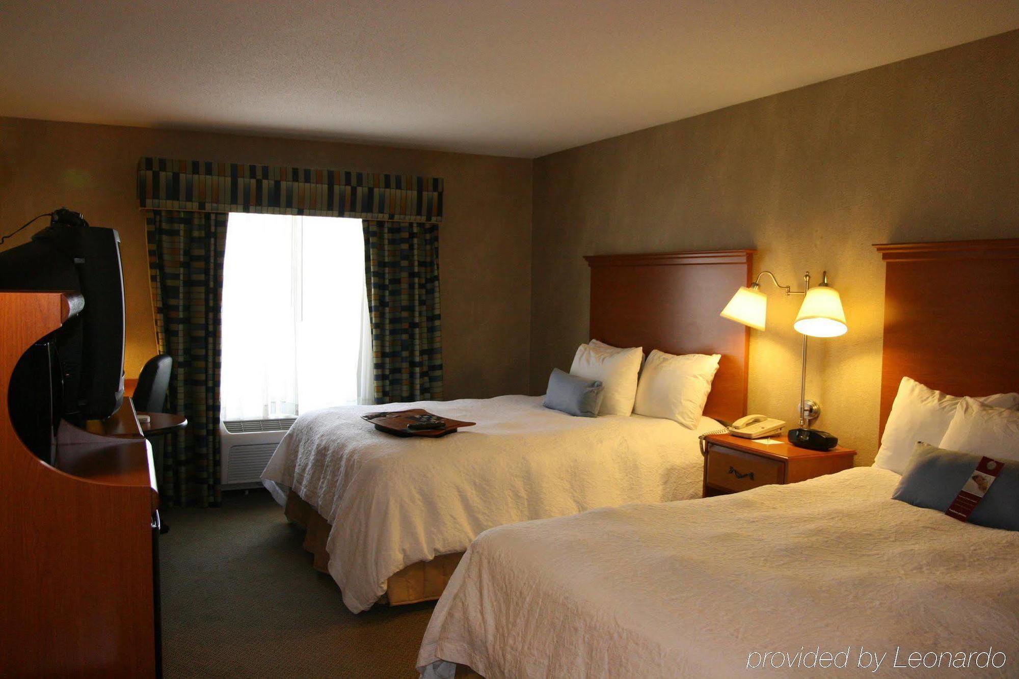 Hampton Inn Commerce/Novi Szoba fotó